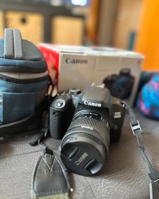 Fotocamera canon 800 D + Sigma 35 mm 1.4