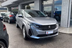Peugeot 5008 1.5 Diesel 7 posti Automatica