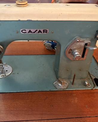 Macchina da cucire vintage CASAR con mobile