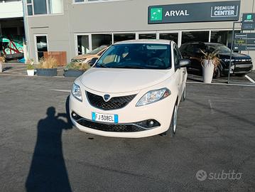 Lancia Ypsilon 1.2 69 CV 5 porte GPL Ecochic Silve