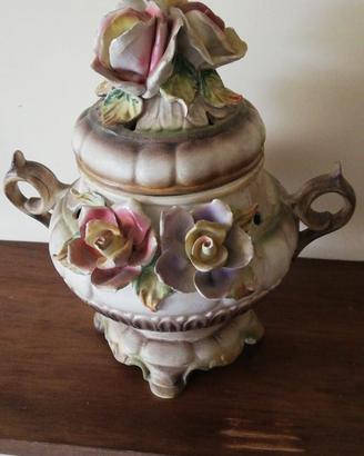 Ceramiche di Capodimonte
