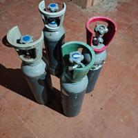 Bombole Ossigeno vuote da revisionare