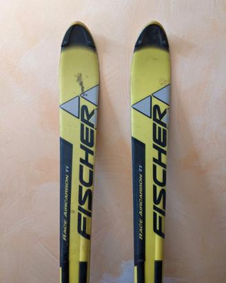 sci  Fischer 180cm con attacchi