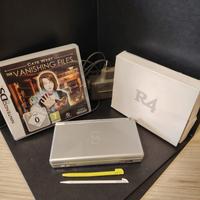 Bundle Nintendo DS Lite, 2 Pennini e Giochi