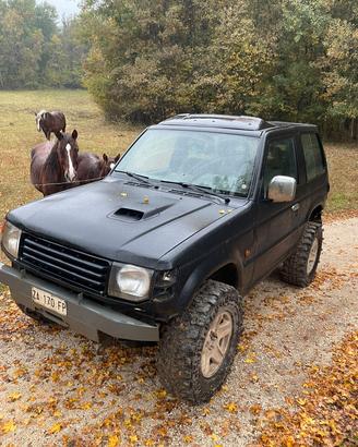 mitsubishi pajero