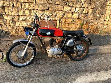 Motociclo MV Agusta anni 70