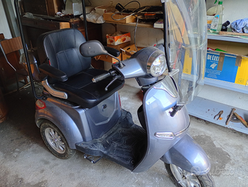 Scooter elettrico per anziani.disabili.seminuovo