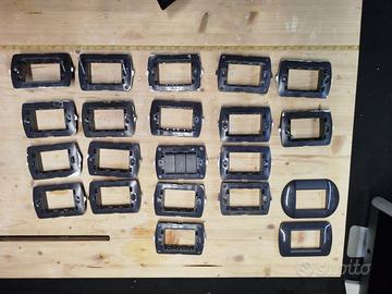 Supporti Serie BTicino Living International