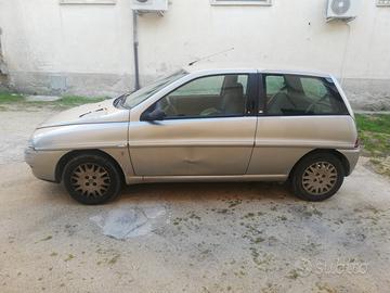 LANCIA Y + GANCIO TRAINO