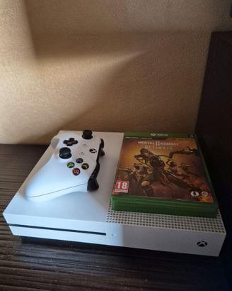 Xbox One S 1TB + Controller + 2 Giochi MK11U + TD
