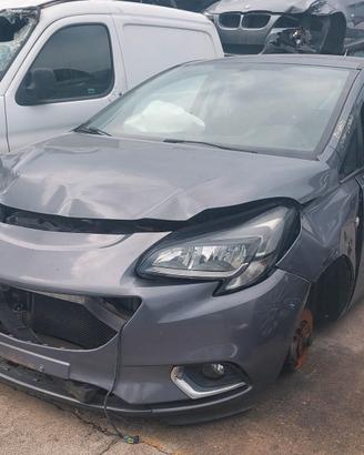 Ricambi Opel Corsa E 1.2 benzina del 2015