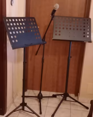 Set attrezzatura musicale 