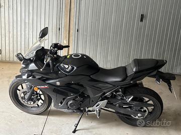 Suzuki GSX 250 - 2018