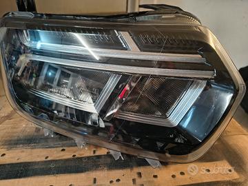 fanale anteriore dx dacia
