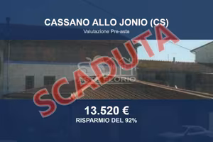 Immobile in asta di 178 m² con più di 5 locali a V