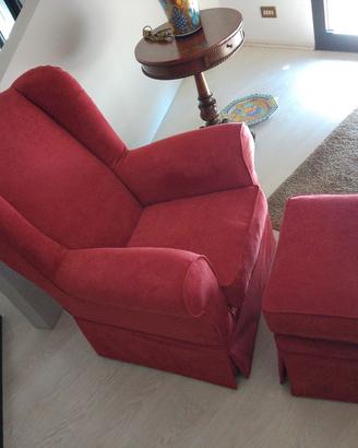 poltrona nuova con pouf
