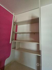 scrivanie e mobili da cameretta