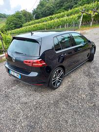 VOLKSWAGEN Golf 7ª serie - 2014