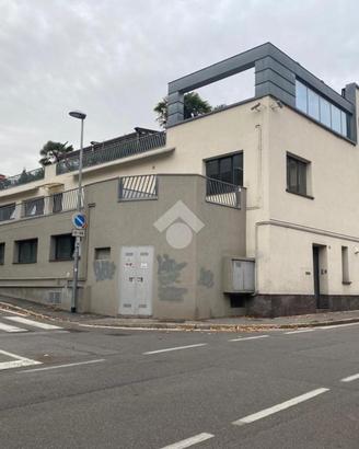 LABORATORIO A TORRE BOLDONE