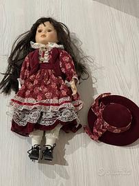 bambola di porcellana