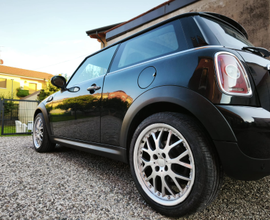 Mini Cooper Chili