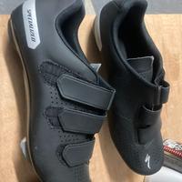 scarpa da ciclista specialized