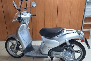 Aprilia Scarabeo 50 - 2014 km 13.000