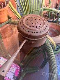 Oggetti antichi in rame e ottone