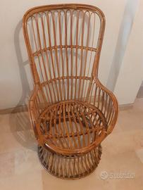 Poltrona in legno di bambù