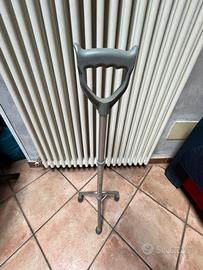 Tre piedi