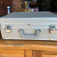 Valigetta porta attrezzi ABC con chiusura a chiave