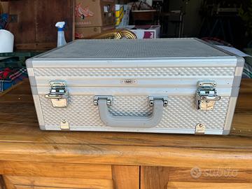 Valigetta porta attrezzi ABC con chiusura a chiave