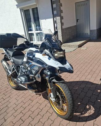 BMW R 1250 GS solo 14320 km!