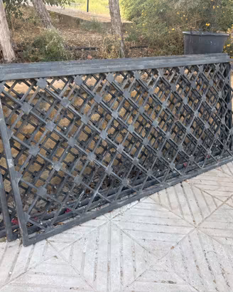 ringhiere in ferro pieno e battuto