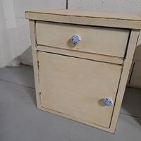 mobiletto shabby,panna  cm 50x44x34