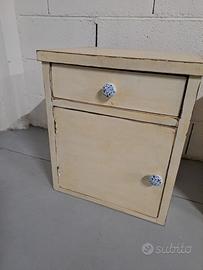 mobiletto shabby,panna  cm 50x44x34