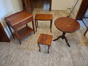 Stock Arredamento 4 Tavolini Classici + Vetrinetta