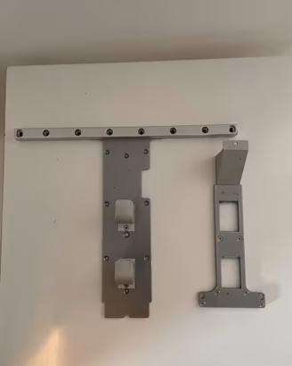 Staffa a muro per TV Beovision Avant 55”