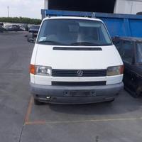 Volkswagen T4 Demolito - Per Ricambi Senza Motore