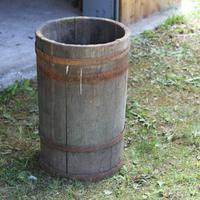 Vecchio contenitore per fermentazione dei "crauti"