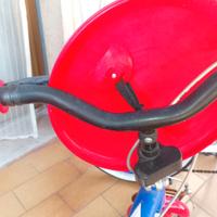 Bicicletta Capitan America con rotelle