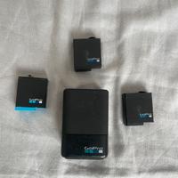 Kit GoPro: caricatore + 3 Batterie