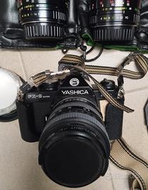 macchina fotografica yashica FX super 2000