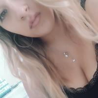 Pulizie compagnia persona anziana cameriera