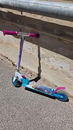 Monopattino Disney Frozen per bambini