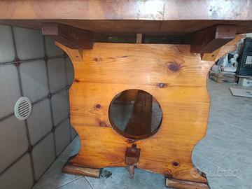 tavolo in legno con pietra marmo