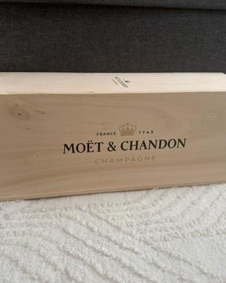 Scatola moet chandon