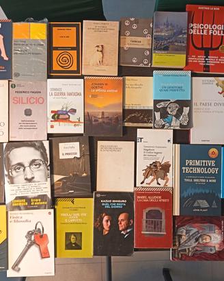 Libri vari: Snowden, Arduino, Nietzsche,saggistica