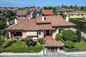 Villa a Piove di Sacco (zona ex piscina)