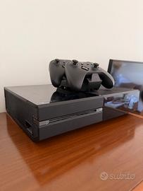 Xbox One 1TB + 2 Controller Originali + Accessori